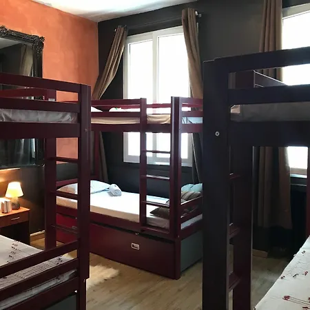 Ho36 Opera Hotel